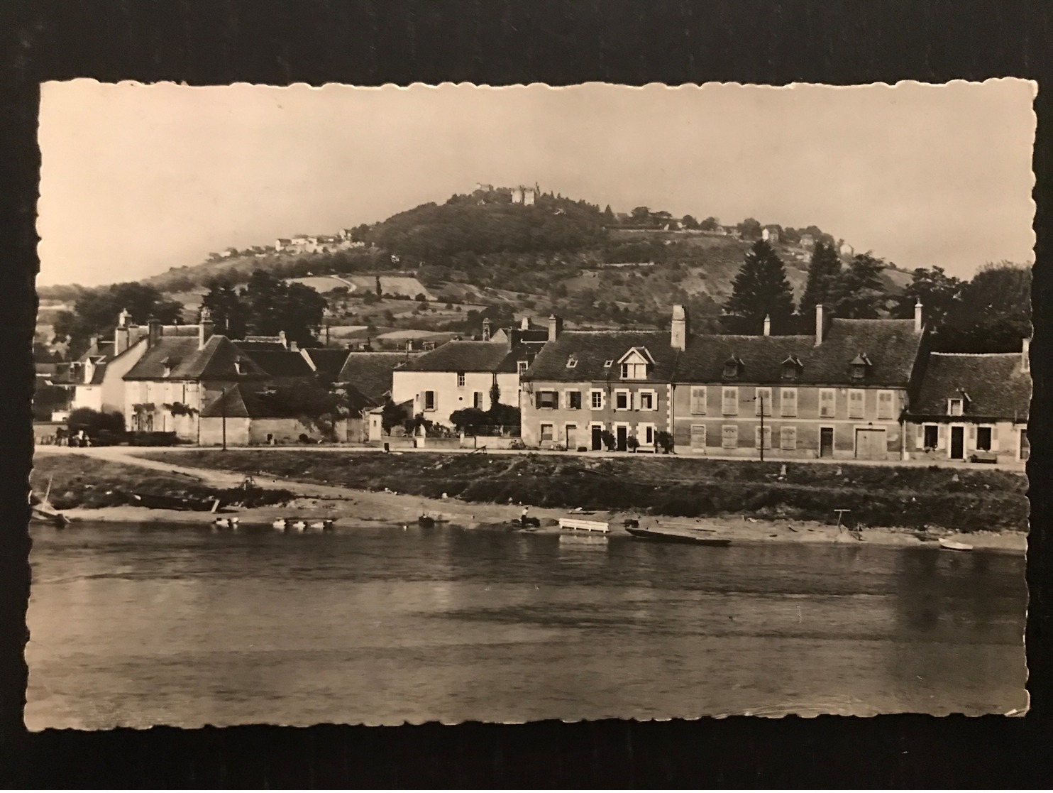 7 - SAINT-THIBAULT Et La Loire, Au Fond, SANCERRE - Autres & Non Classés