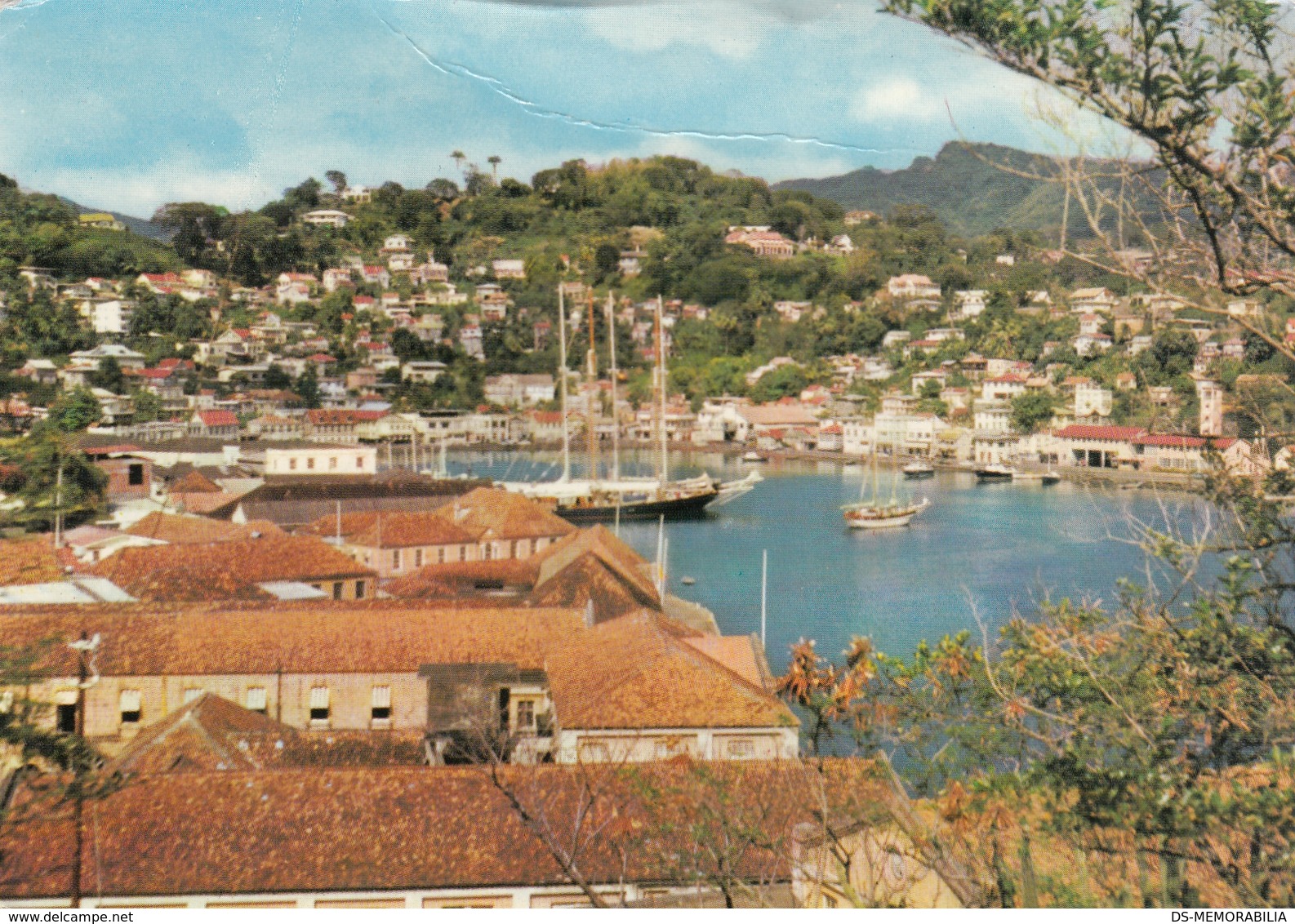 Grenada St George Inner Harbour 1979 Nice Stamps - Grenada