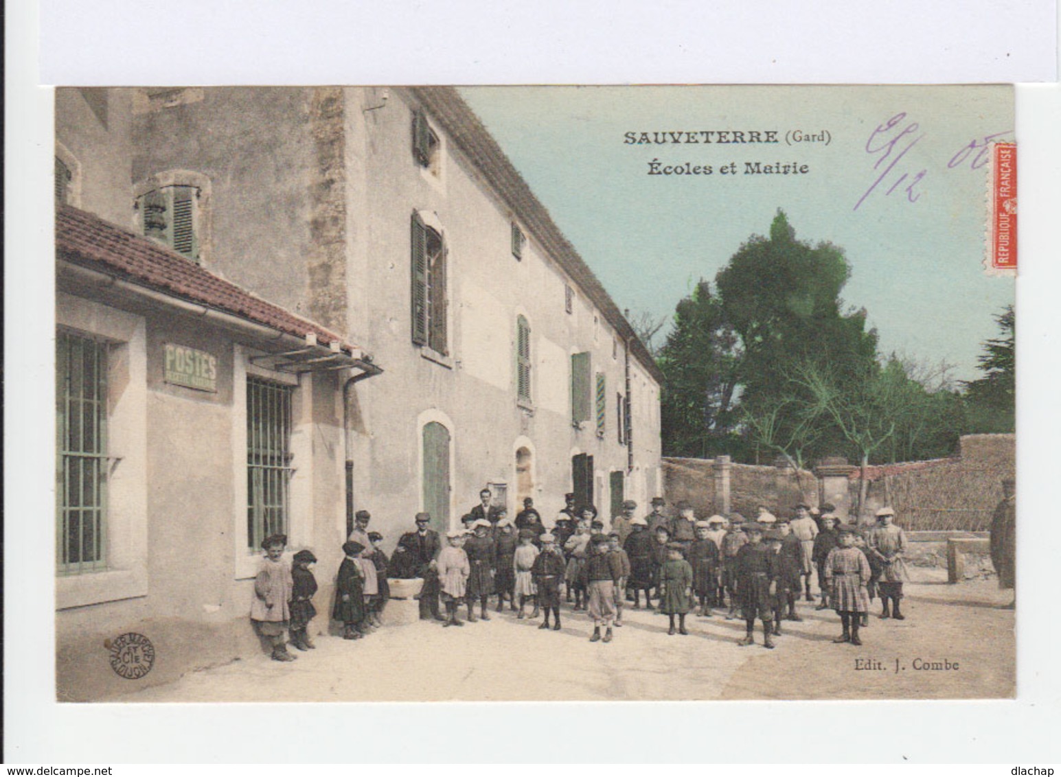 Sauveterre. Gard. Ecoles Et Mairie. Bureau De Postes. Ecoliers En Blouses Avec Bérets. (2745) - Autres & Non Classés