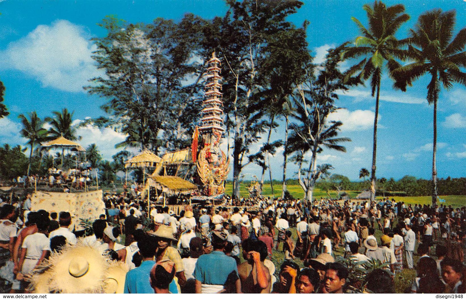 07322 "A SCENE OF A MAGNIFICENT CREMATION CEREMONY IN BALI - INDONESIA" CART. ORIG. NON SPED. - Indonesia