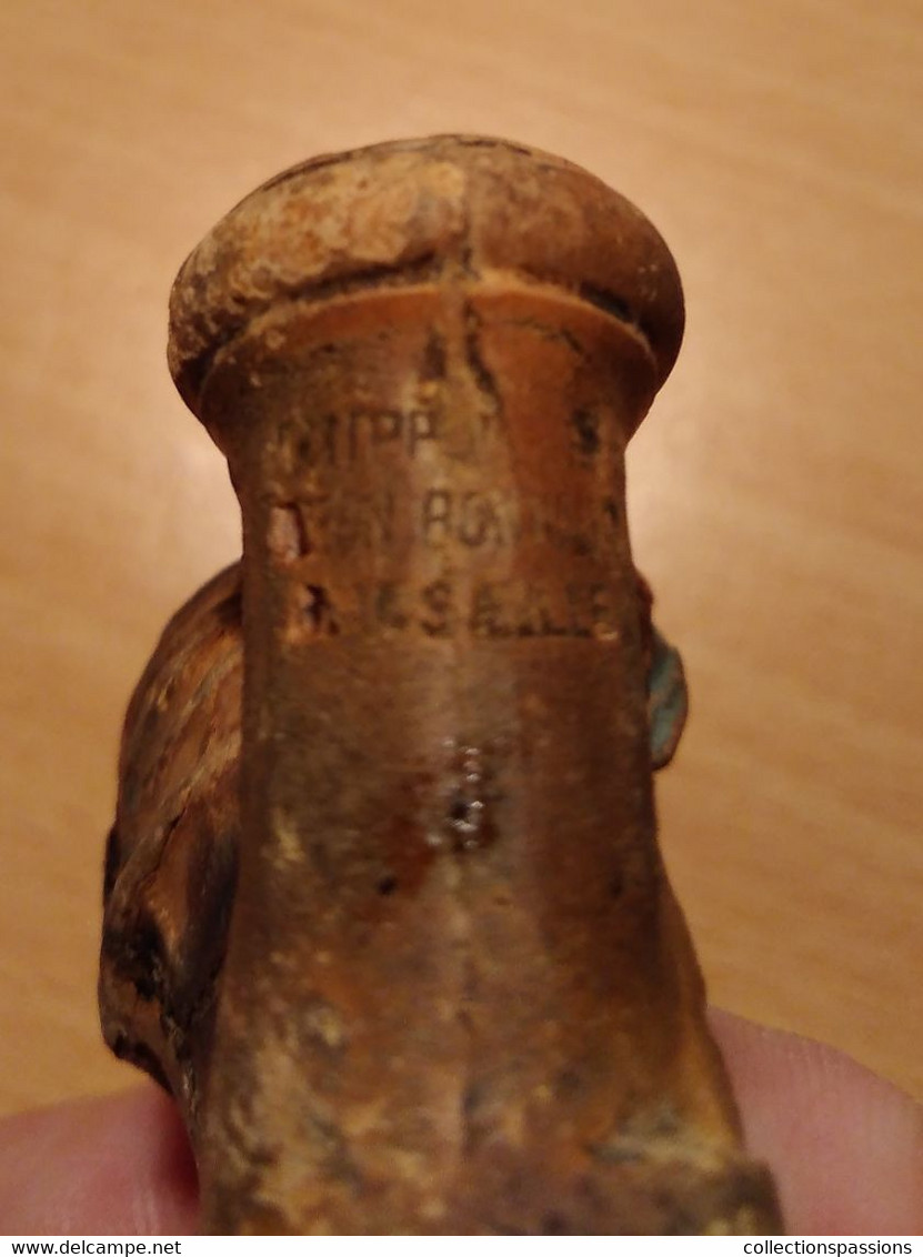 - Ancien Fourneau De Pipe JACOB - - Porzellanpfeifen