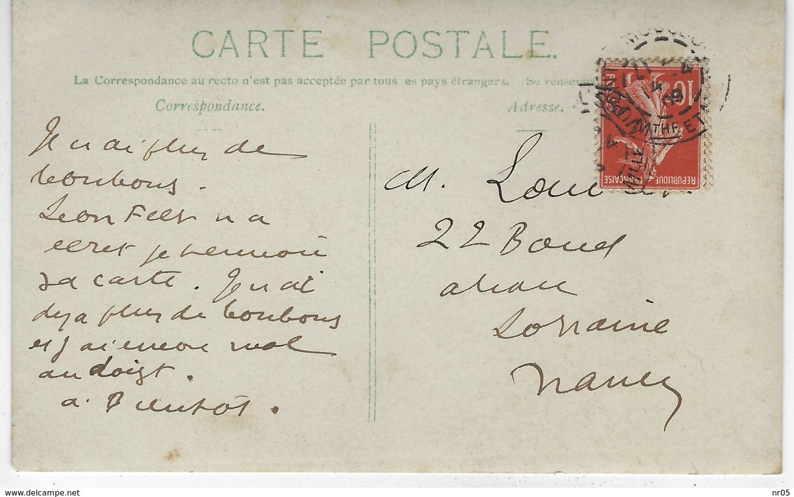 CARTE PHOTO - Homme Et Chien Devant Une Maison,  Avec Cachet De La Poste De PONT A MOUSSON ( Meurthe Et Moselle ) - Other & Unclassified