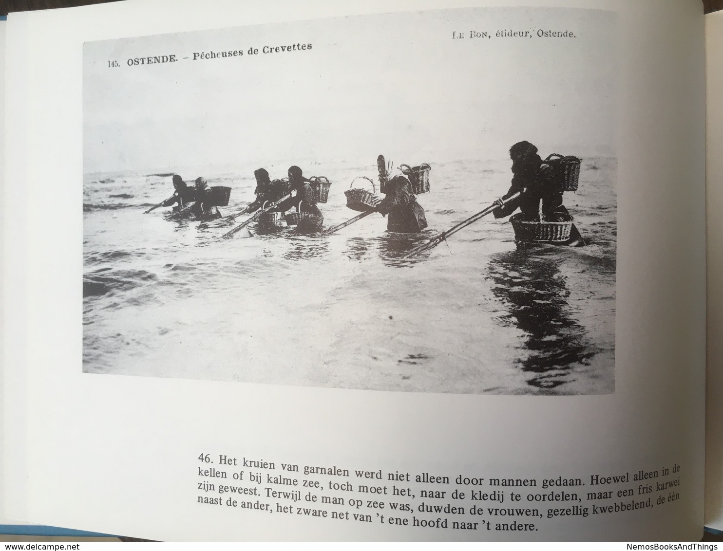 De Visserij langs Vlaanderens kust in oude prentkaarten - 1977 - Visvangst