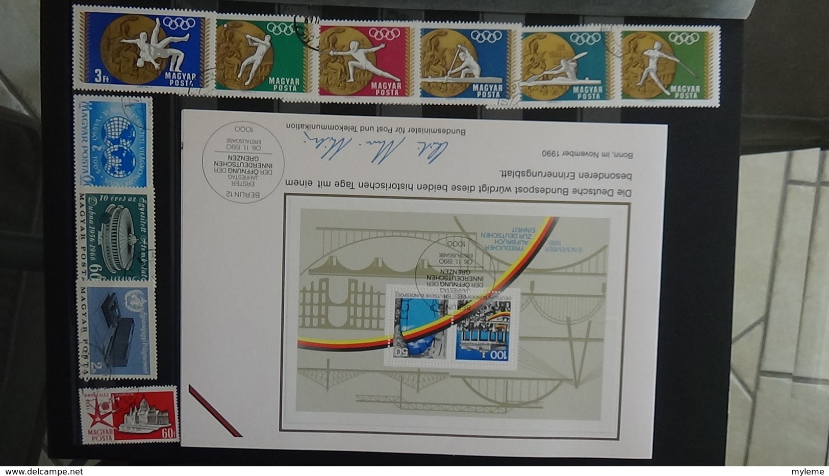 Collection de timbres oblitérés du monde dont bonnes valeurs de France. Port offert à partir de 50 euros d'achat.