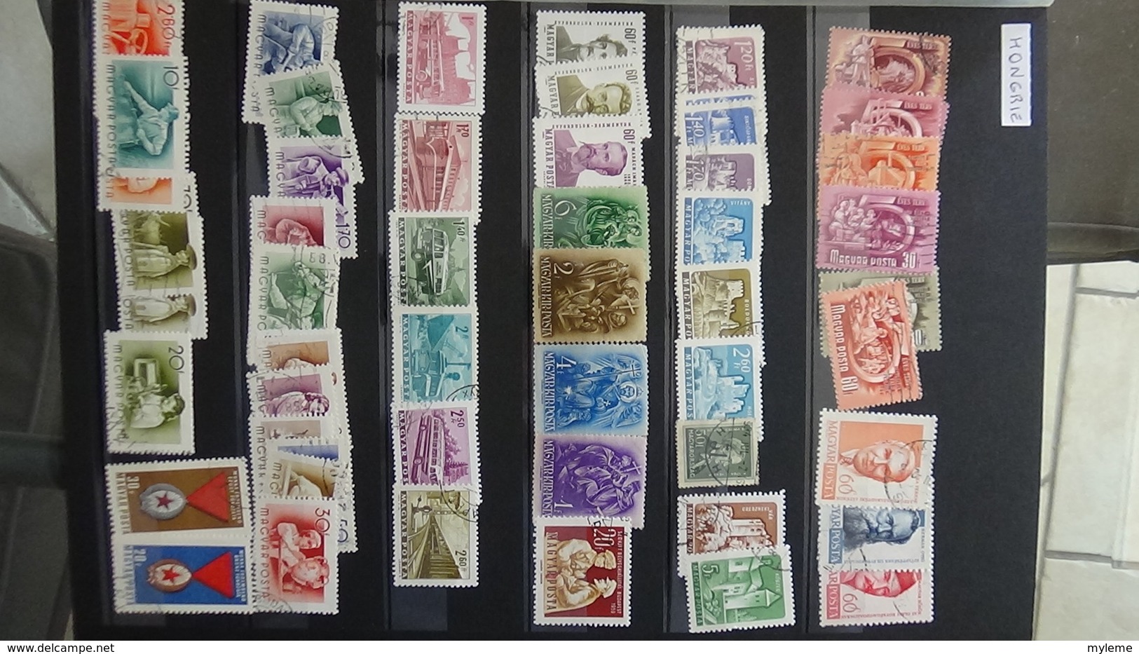 Collection de timbres oblitérés du monde dont bonnes valeurs de France. Port offert à partir de 50 euros d'achat.