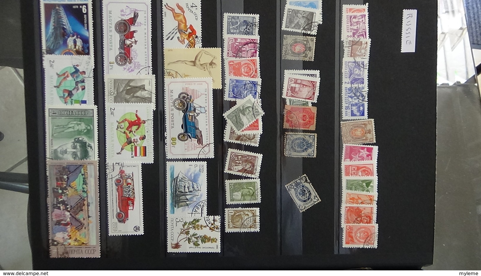 Collection de timbres oblitérés du monde dont bonnes valeurs de France. Port offert à partir de 50 euros d'achat.