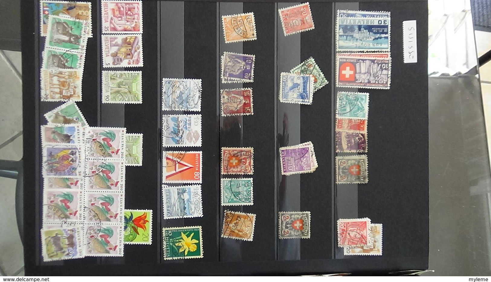 Collection de timbres oblitérés du monde dont bonnes valeurs de France. Port offert à partir de 50 euros d'achat.