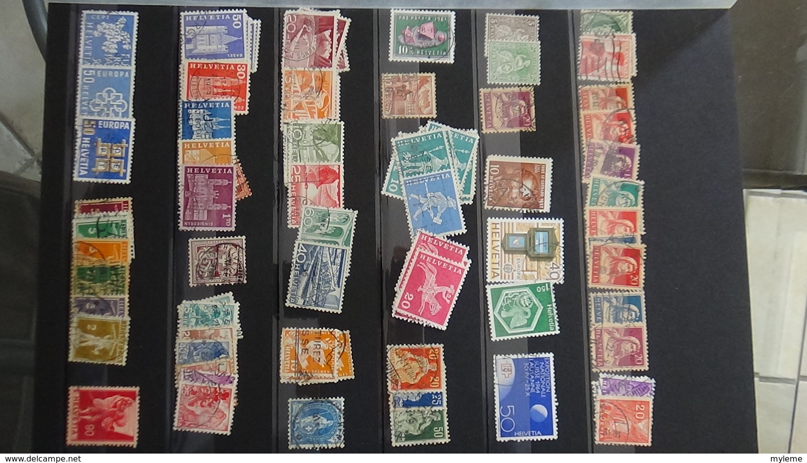 Collection de timbres oblitérés du monde dont bonnes valeurs de France. Port offert à partir de 50 euros d'achat.