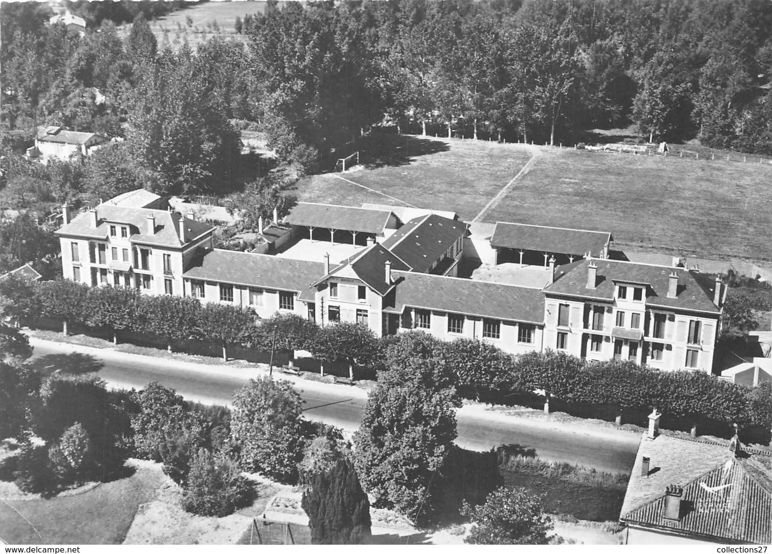 79-BRIOUX-SUR-BOUTONNE- GROUPE SCOLAIRE VUE DU CIEL - Brioux Sur Boutonne