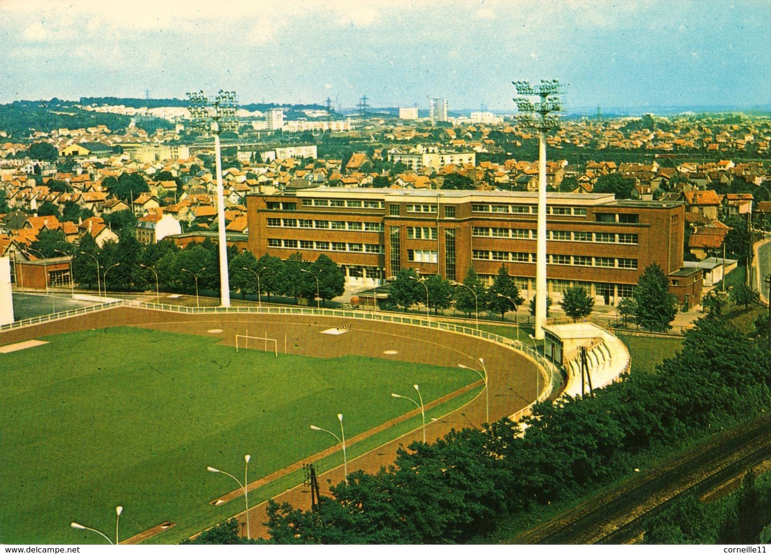 93 - VILLEMOMBLE - PANORAMA SUR LE STADE - Villemomble