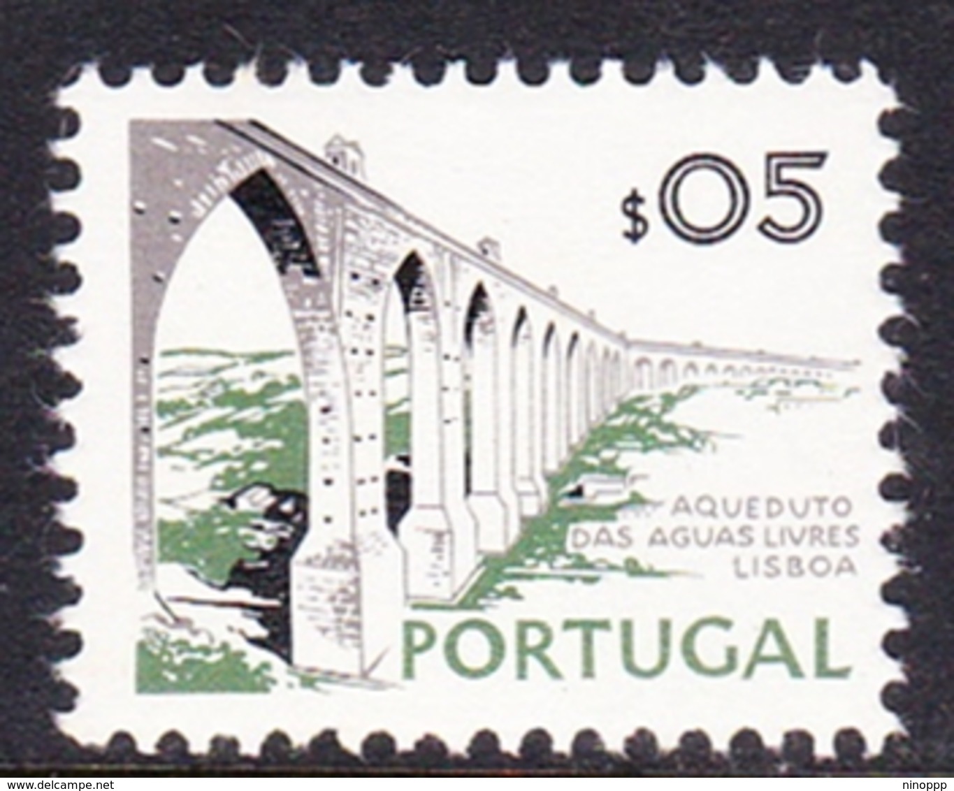 Portugal SG 1442 1972 Buildings And Views, 5c Aquas Livres Aqueduct, Mint Never Hinged - Unused Stamps