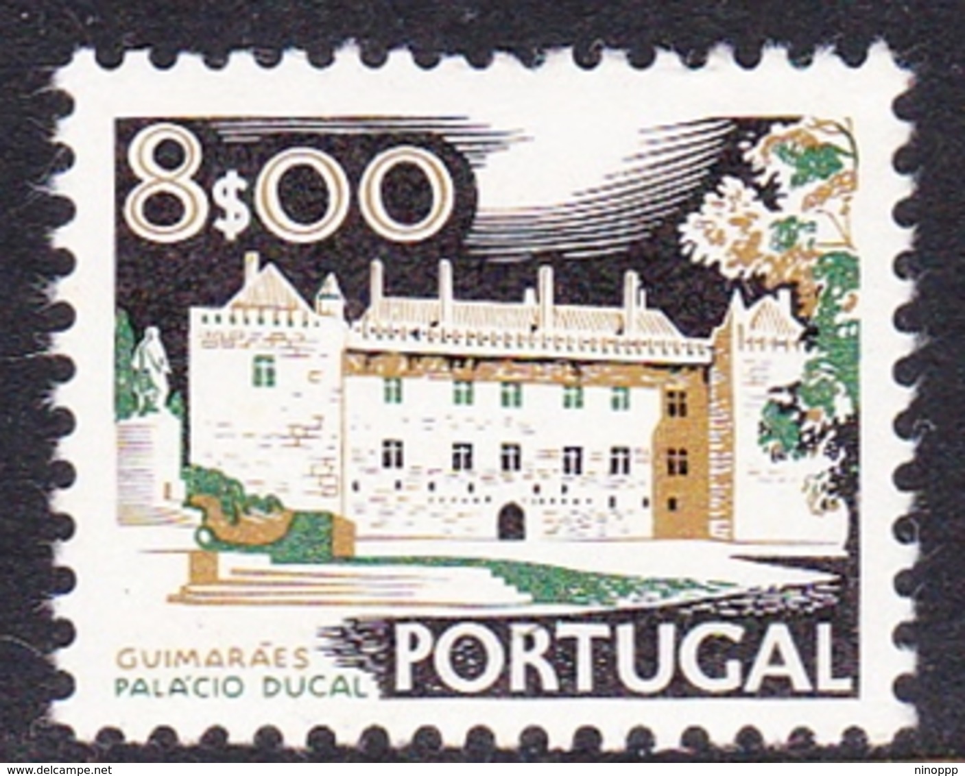 Portugal SG 1457 1972 Buildings And Views, 8e Ducal Palace, Mint Never Hinged - Unused Stamps