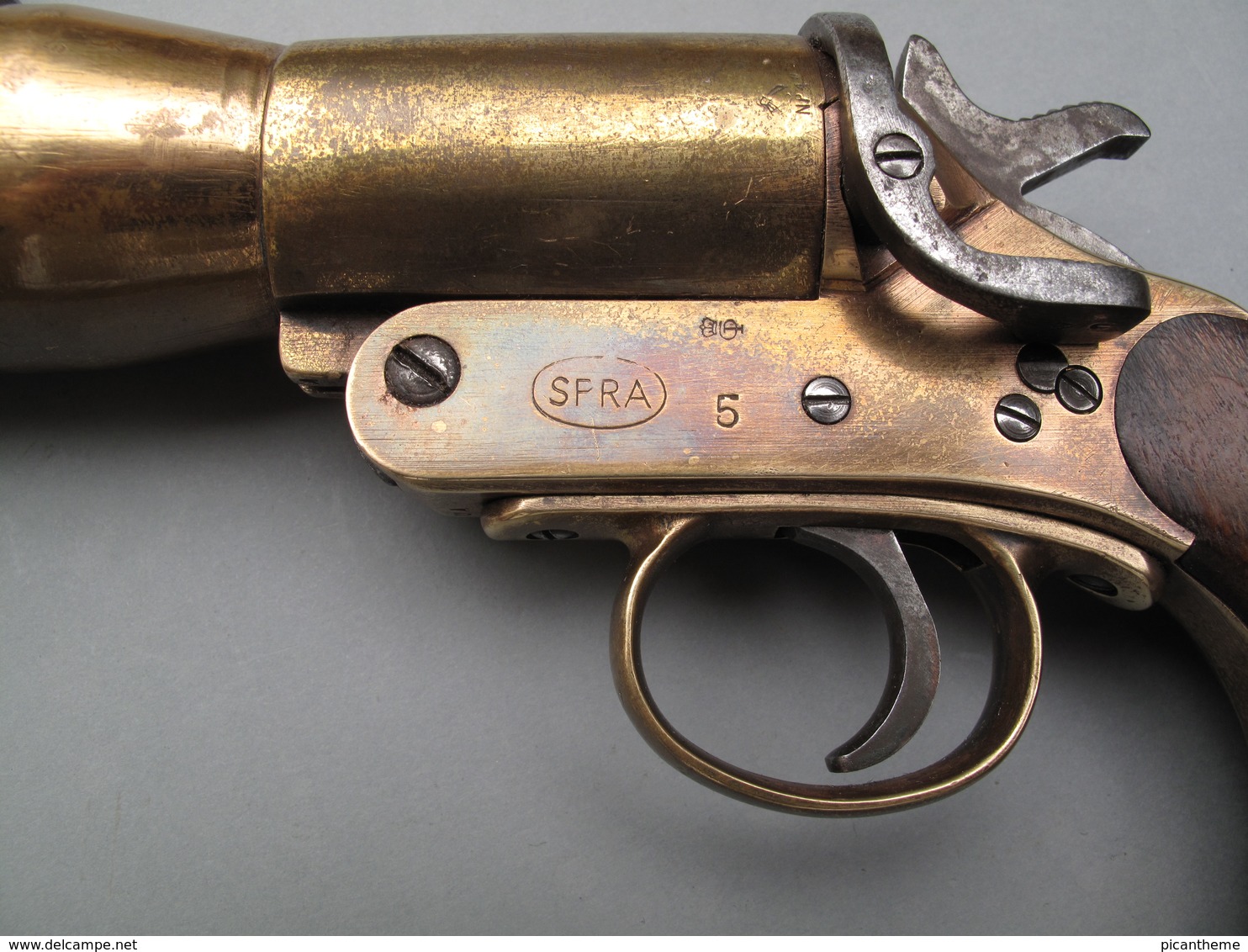 Rare Pistolet Lance-amarres Schermuly De 42 Mm En Acier Nickelé Et Bronze Doré - Armes Neutralisées