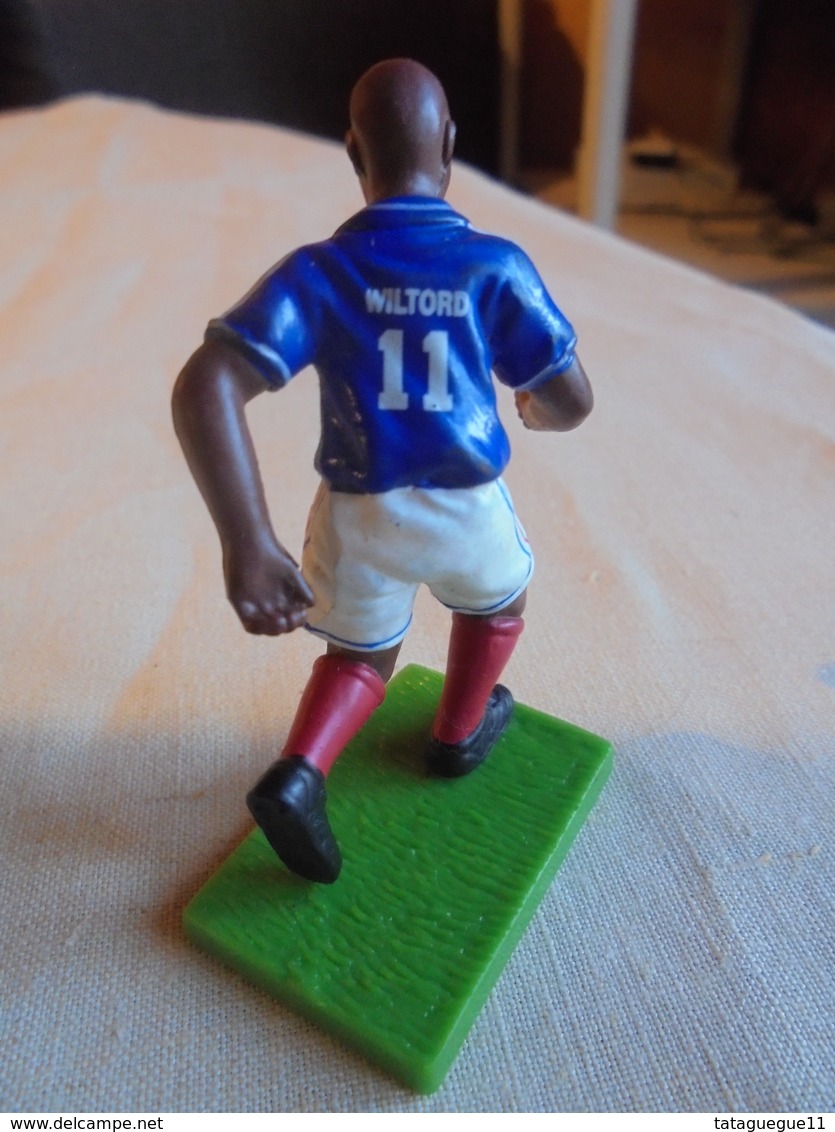 Ancien - Figurine New Starlux Football Wiltord N° 10 - Starlux