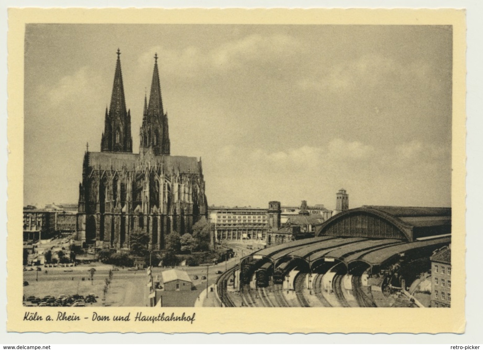 AK  Köln Am Rhein Dom Und Hauptbahnhof - Gares - Avec Trains