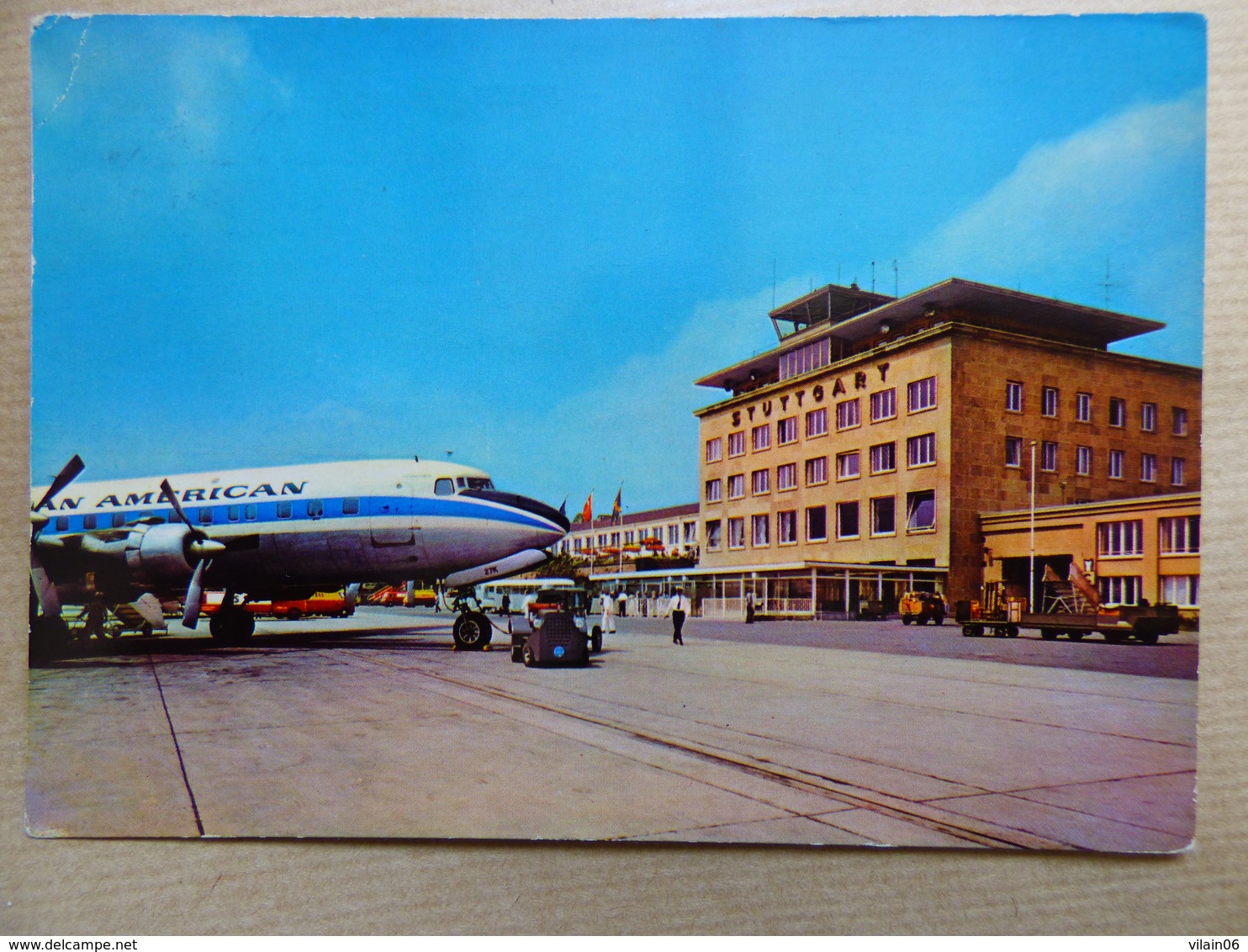 AIRPORT / FLUGHAFEN / AEROPORT    STUTTGART   DC 6 PAN AM - Aérodromes