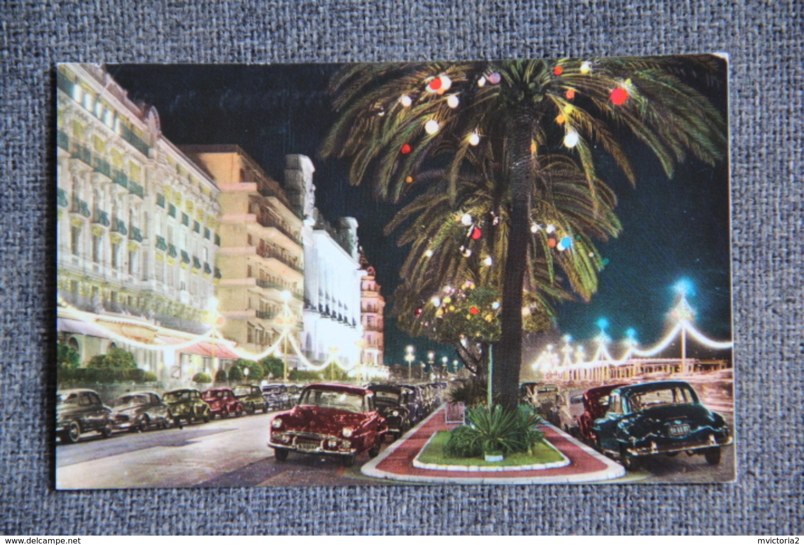 NICE - La Promenade Des Anglais , La Nuit. - Nice Bij Nacht