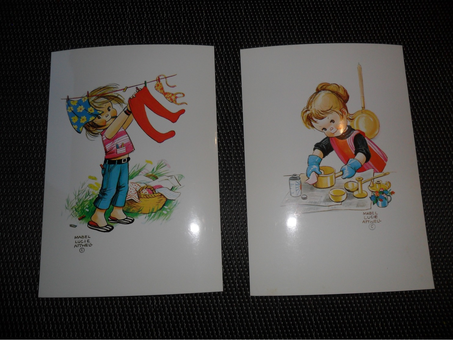 Beau Lot De 19 Cartes Postales De Fantaisie Illustrateur Mabel Lucie Attwell     Mooi Lot Van 19 Postkaarten  Fantasie - 5 - 99 Cartes