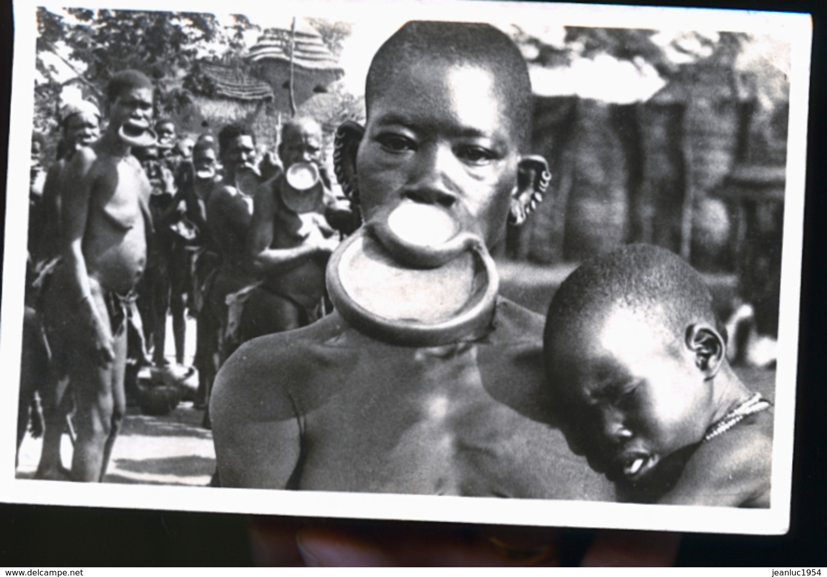 FEMMES A PLATEAUX ET AUTRE  AFRICAINE A PLATEAUX PHOTO CARTE - Non Classés