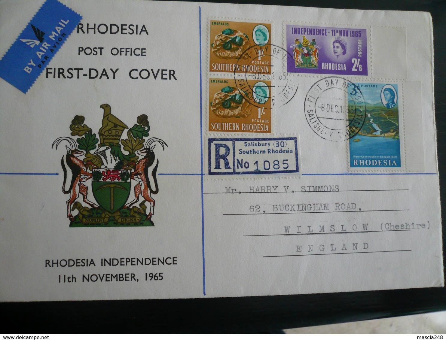 Salisbury 8 Dec.1965 2/6' Independence On  Reg.Letter  To GB - Rhodesia Del Sud (...-1964)