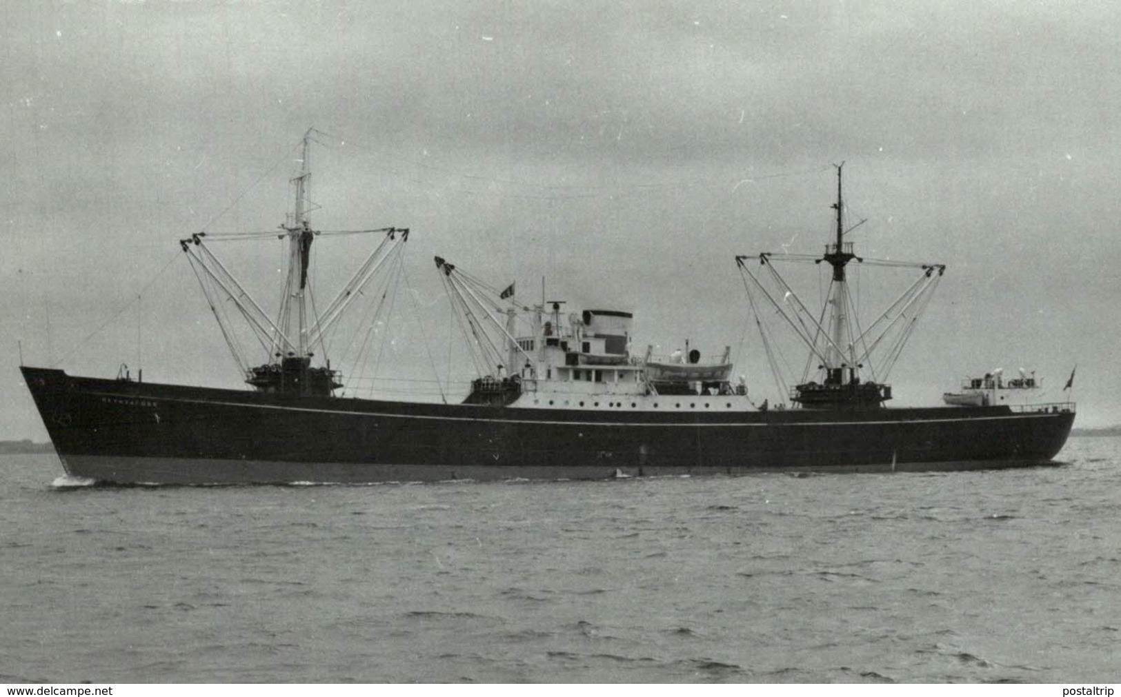 REYKJAFOSS  13,5 X 9 Cm  BARCO, BATEAU, SHIP - Barcos