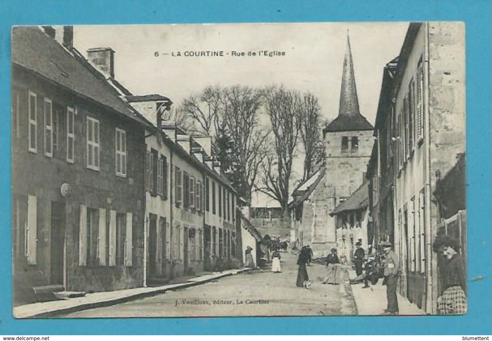 CPA 6 - Rue De L'Eglise LA COURTINE 23 - La Courtine