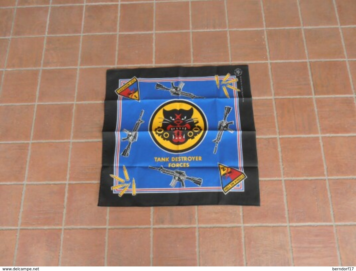 US TANK DESTROYER FORCES BANDANA SCARF - BANDANA O SCIARPA DEL CORPO CACCIACARRI ESERCITO AMERICANO - Flags