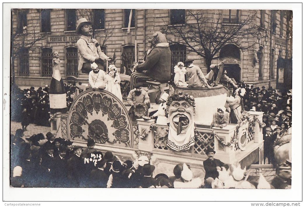 X71082 Peu Commun Carte-Photo CHALON Saone-Loire CARNAVAL 1913 Char 7 Jeux Roue Loterie Devant POSTES-BARTHELEMY - Chalon Sur Saone