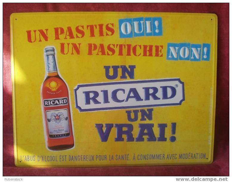 Plaque Métal "RICARD"  Modèle 2006. - Plaques En Tôle (après 1960)