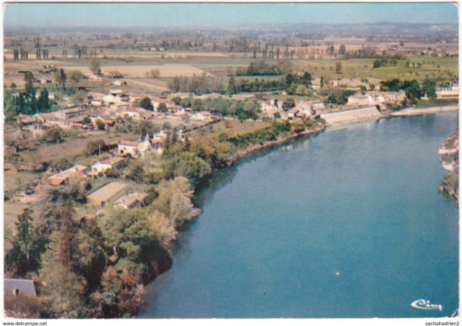 33. Gf. FLAUJAGUES. Vue Panoramique Aérienne. 4087 - Autres & Non Classés