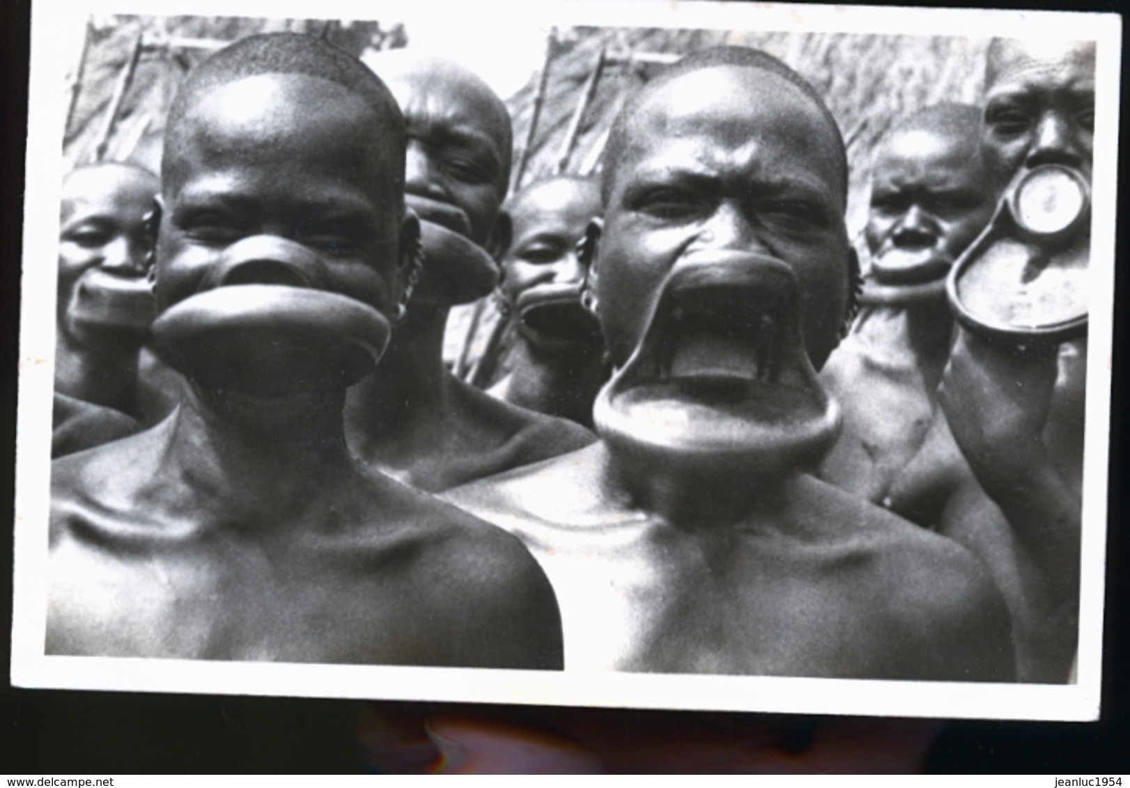 FEMMES A PLATEAUX ET AUTRE  AFRICAINE A PLATEAUX PHOTO CARTE - Non Classés