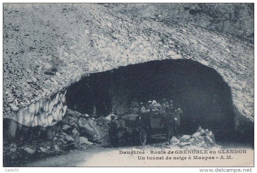 Automobiles - Bus Autocar - Neige - Tunnel - Cachet Du Club Alpin Français Section De Maurienne 73 - Sports Ski - Autobus & Pullman