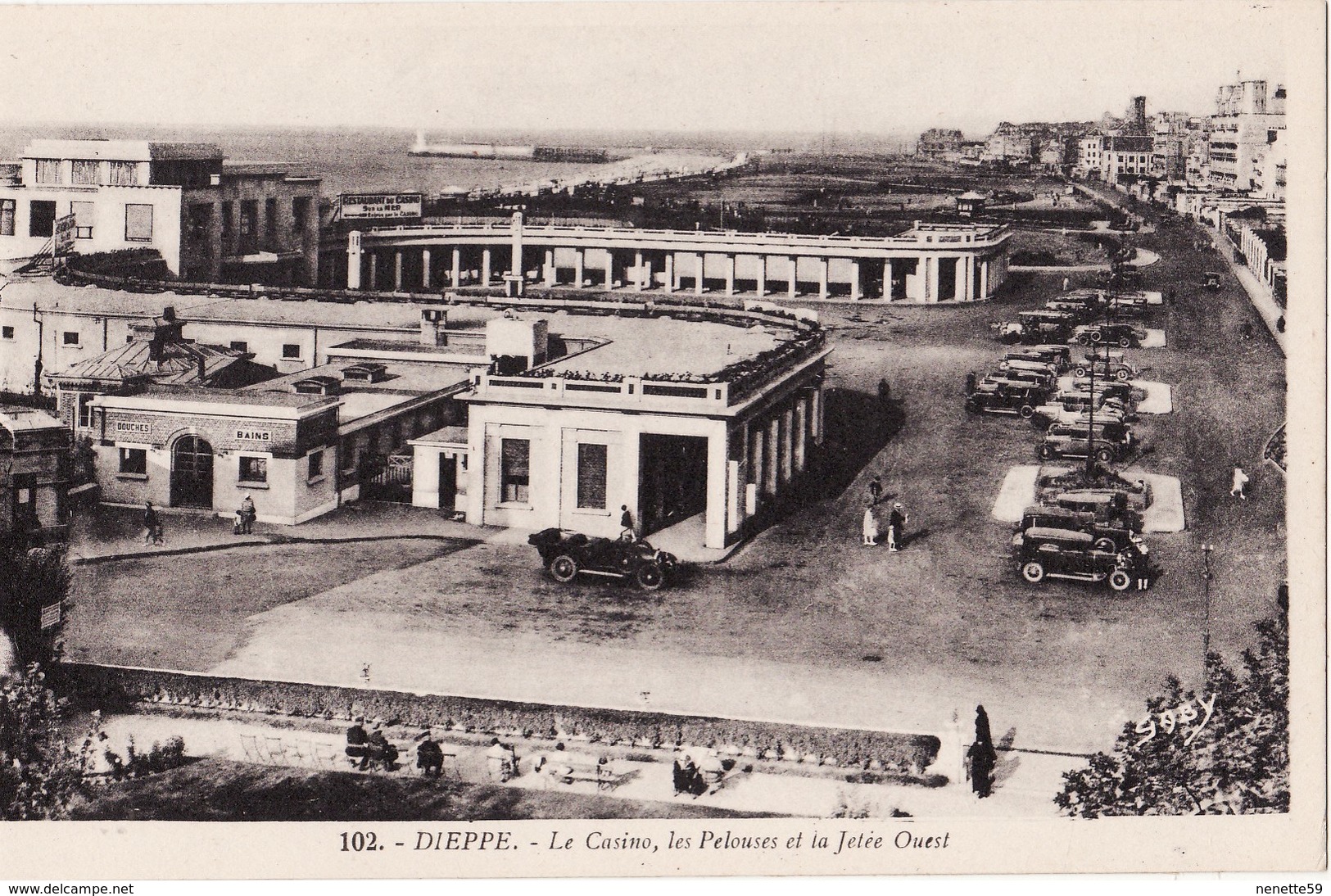 76 DIEPPE --  Le Casino ; Les Pelouses Et La Jetée Ouest - Dieppe