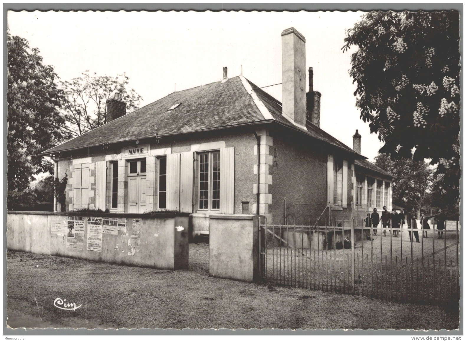 CPSM 58 - Devay - L'Ecole - Autres & Non Classés