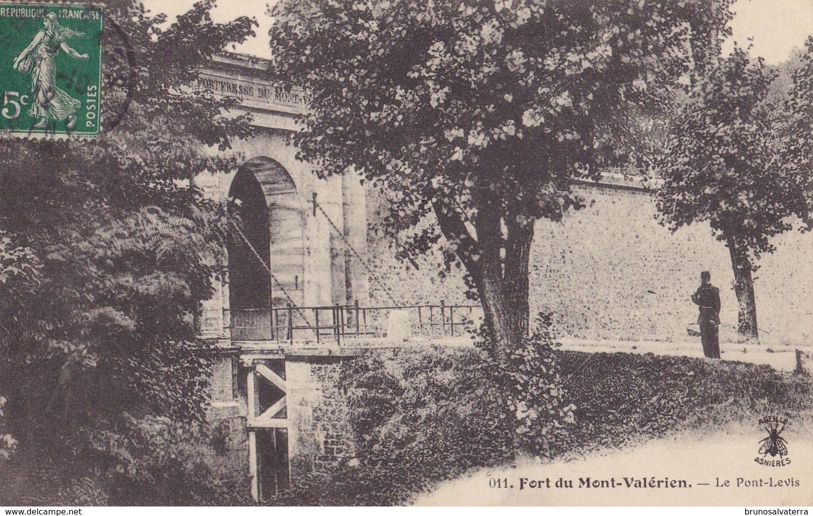 Fort Du Mont-Valérien - Le Pont Levis - Mont Valerien