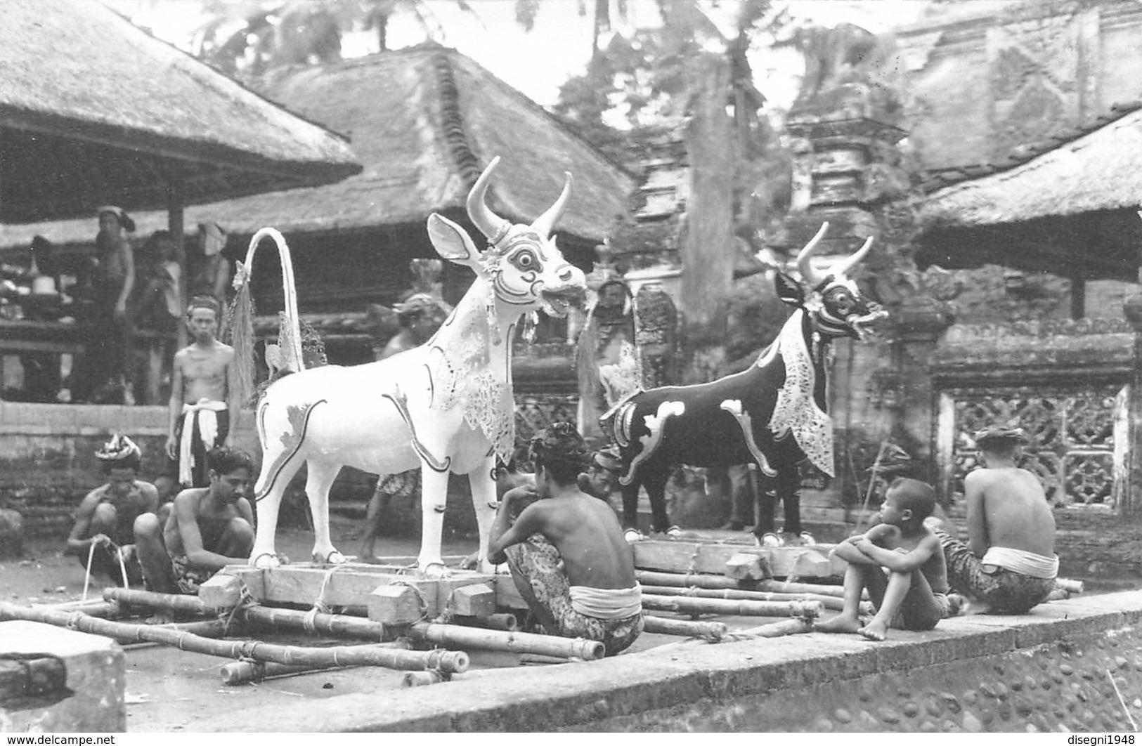 07350 " PHOTOGRAPHIC CARD IN BLACK AND WHITE - BELAKANG BALI HOTEL - DENPASAR - INDONESIA" CART. ORIG. NON SPED. - Indonesia