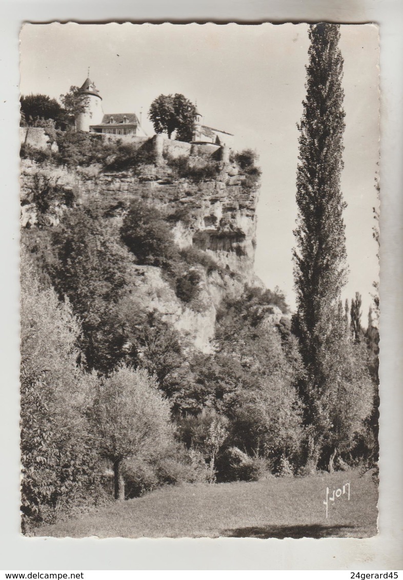 2 CPSM BELCASTEL (Lot) - Le Château Domine La Vallée De La Dordogne, Vue De La Plateforme Du Château - Other & Unclassified