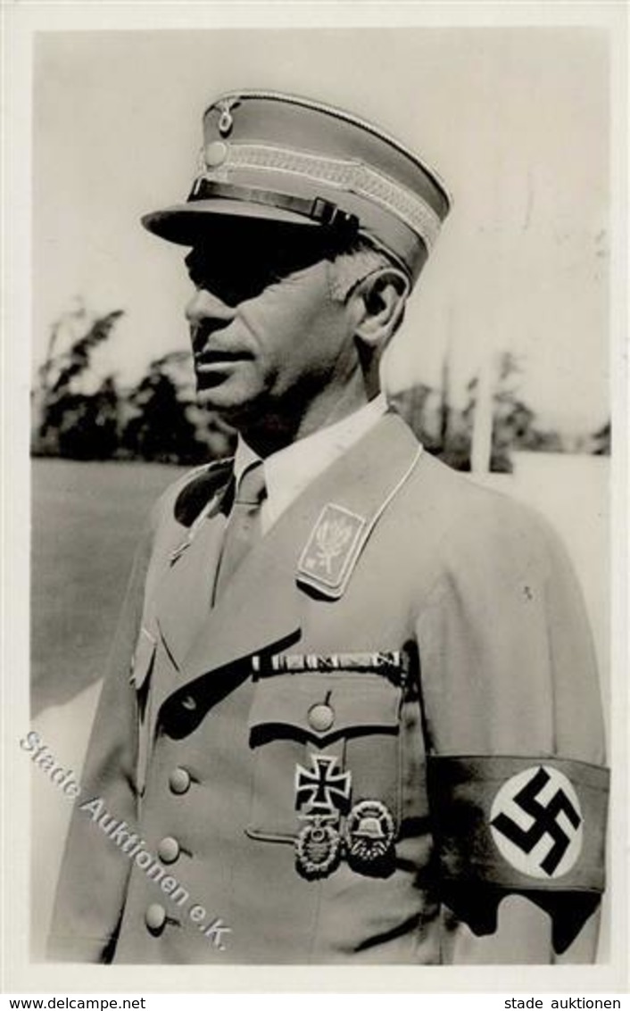 WK II Reichssportführer Eisernes Kreuz Verwundetenabzeichen Foto AK I-II - Guerra 1939-45