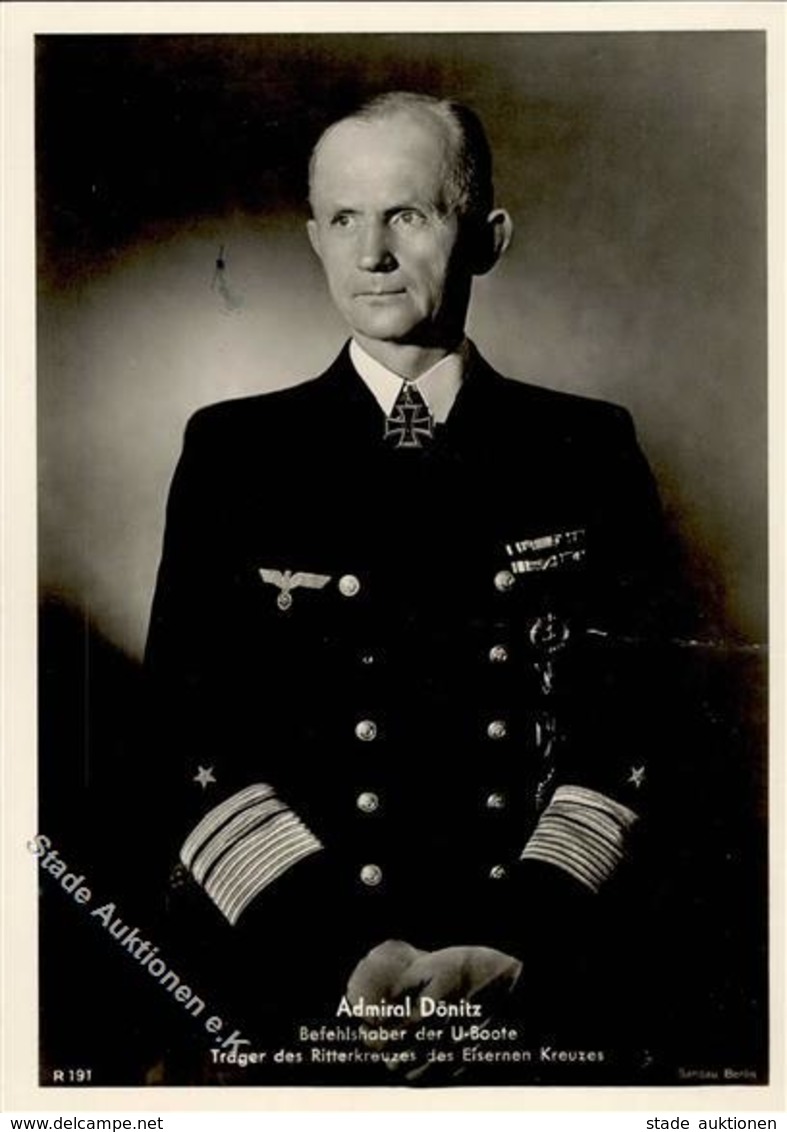 Ritterkreuzträger WK II Dönitz Admiral  Foto AK I-II (RS Klebereste) - Guerre 1939-45