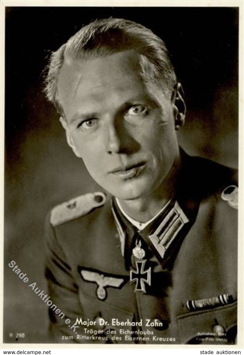 Ritterkreuzträger WK II Zahn, Eberhard Dr. Major Foto AK I-II - Guerre 1939-45