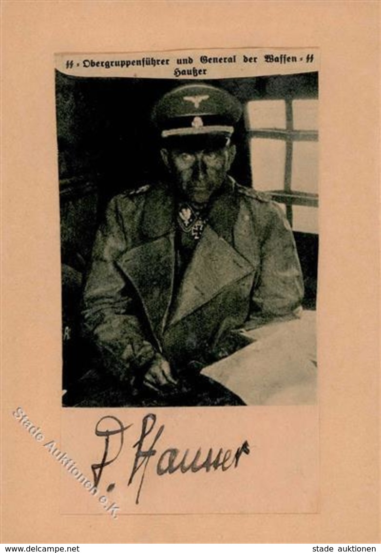 SS WK II Ritterkreuzträger Hausser Obergruppenführer Handgemacht Aus Zeitungsausschnitten Mit Unterschrift KEINE AK - Guerre 1939-45