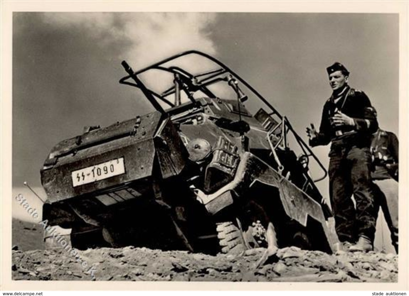 SS WK II Unsere Waffen SS Panzerspähwagen Foto AK I-II - Guerre 1939-45