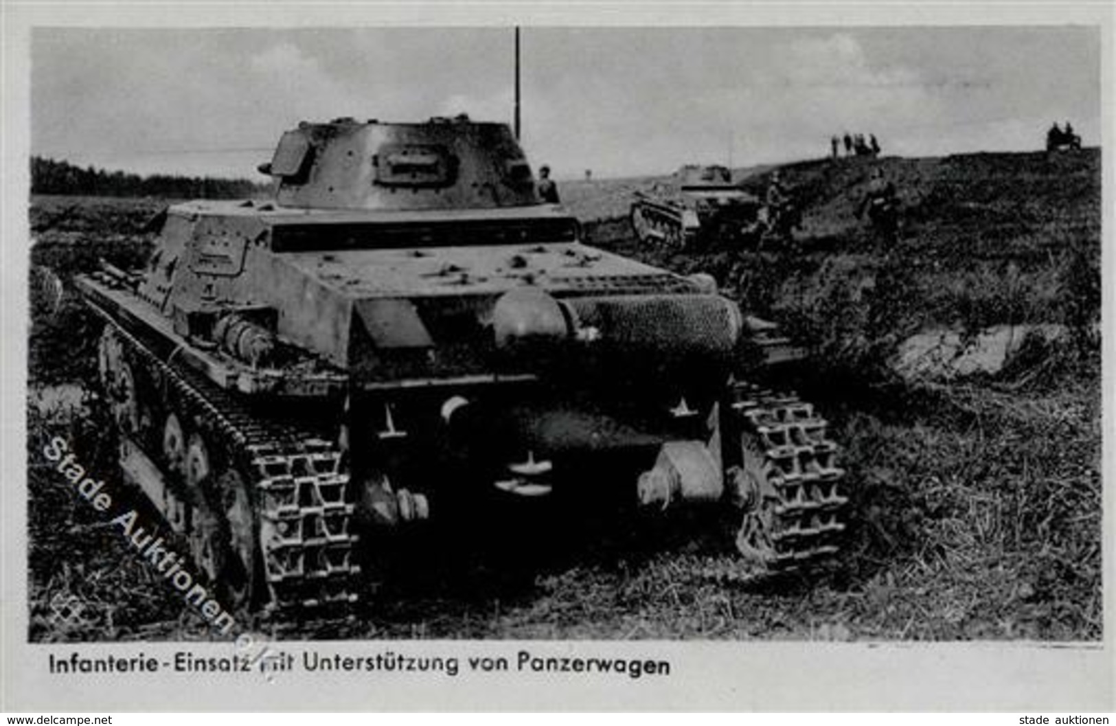 MILITÄR WK II - PANZER Beim Infanterie-Einsatz I - Guerre 1939-45