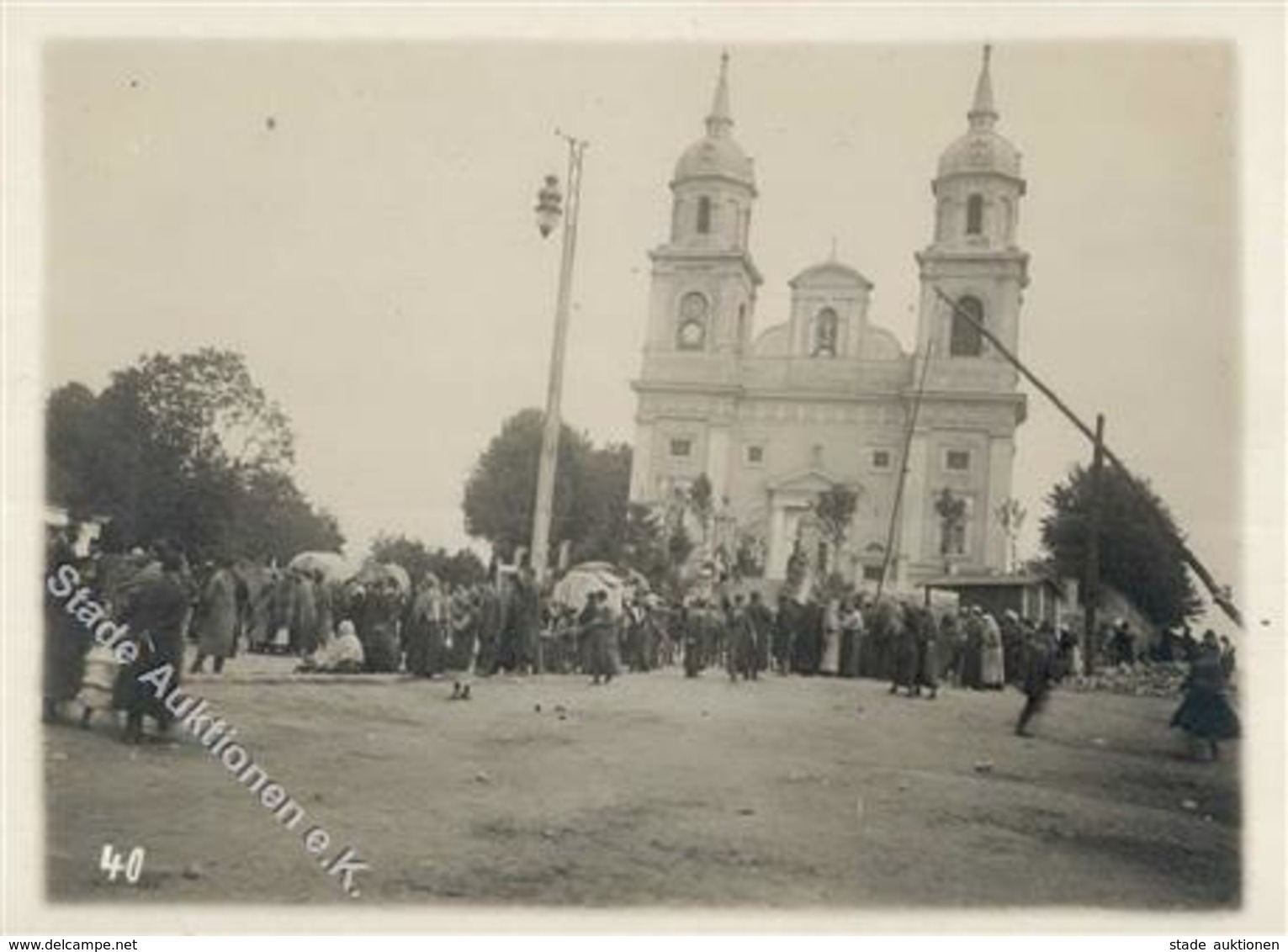 Judaika - Foto-Ak (rechts Beschnitten) - Transport-Sammelstelle Von JUDEN Bei Der Kirche Von ZELECHOW,Polen Judaisme - Judaisme
