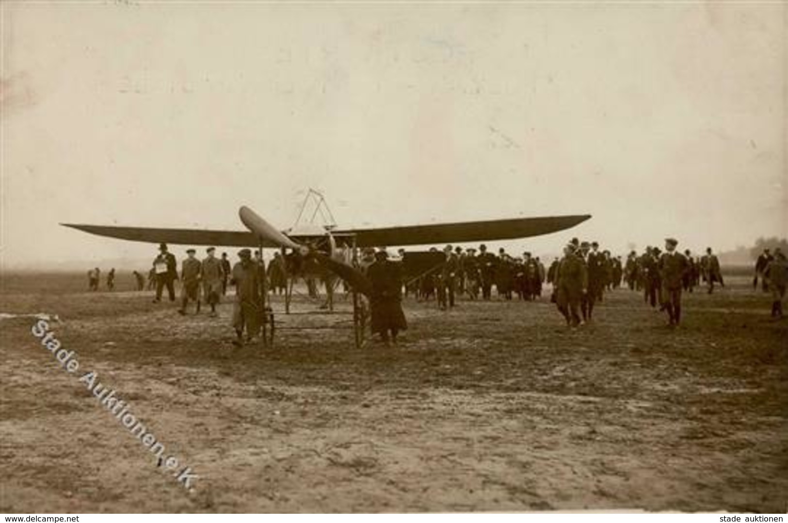 Flugtag Schaufliegen Legagneux Auf Bleriot Foto AK 1910 I-II - Airmen, Fliers