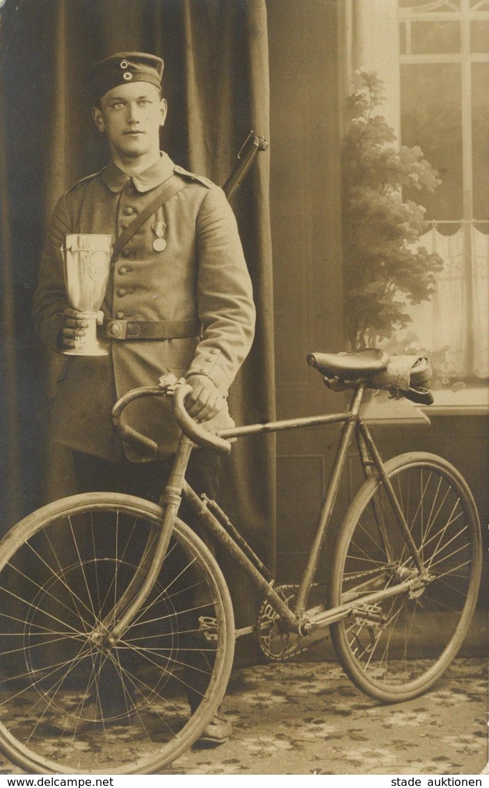 FAHRRAD - Sieger Krupkat HINDENBURGPOKAL HANNOVER 1915 - So-Karte + Original-Foto-Ak, Teils Fleckig! I-II - Trains