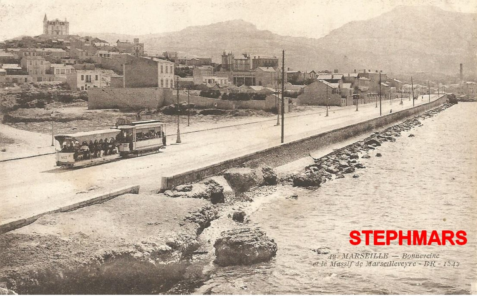 CPA 13 : N°42 - MARSEILLE - BONNEVEINE ET LE MASSIF DE MARSEILLEVEYRE - TRAMWAY - édition BR - Quartiers Sud, Mazargues, Bonneveine, Pointe Rouge, Calanques