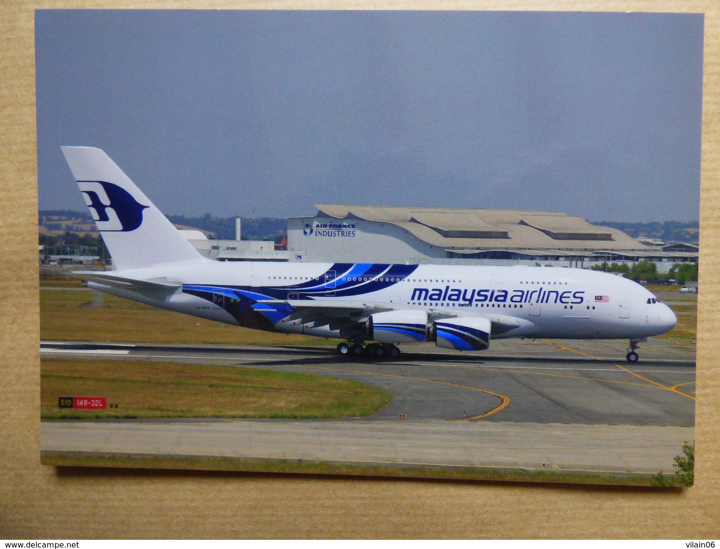 MALAYSIA AIRLINES   AIRBUS A 380    F WWSU - 1946-....: Era Moderna