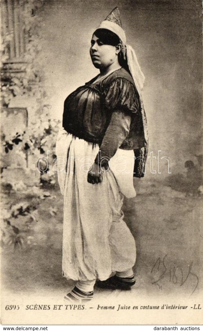 * T2 Femme Juive En Costume D'interieur / Jewish Woman, Morocco; Judaica - Unclassified