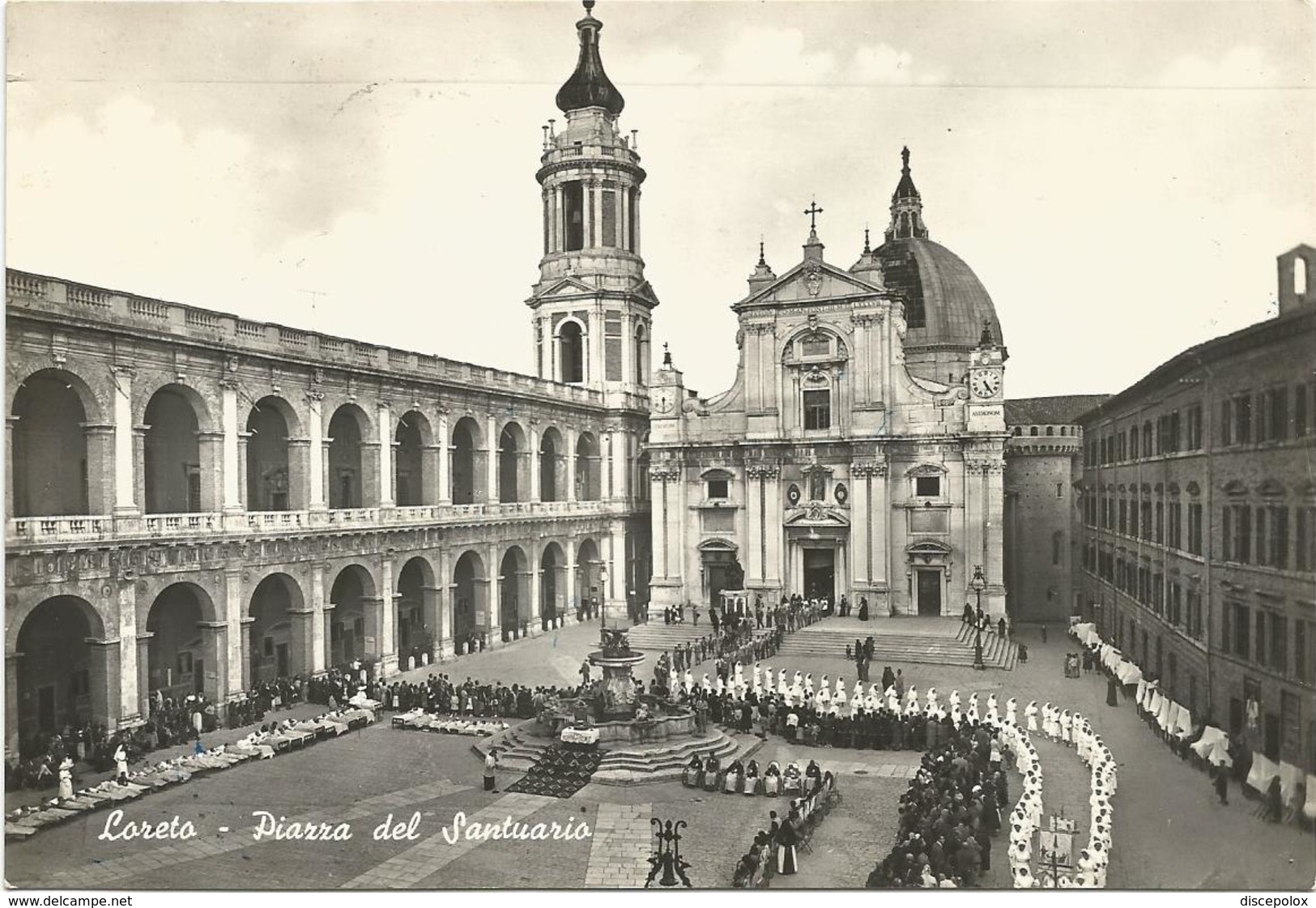 X2142 Loreto (Ancona) - Piazza Del Santuario - Processione / Viaggiata 1959 - Altri & Non Classificati